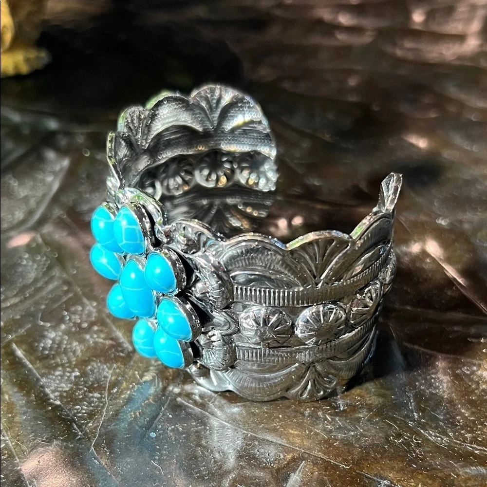 Turquoise and Silver Floral Cuff Bracelet. WA466
